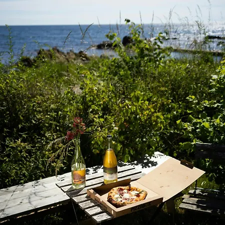 Charming House With Sea View In アリンエ