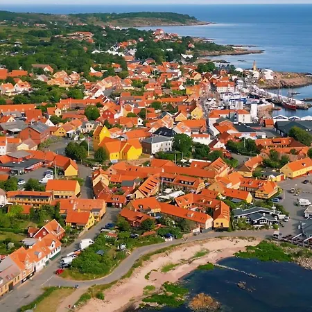 Semesterbostad Charming House With Sea View In Allinge-Sandvig